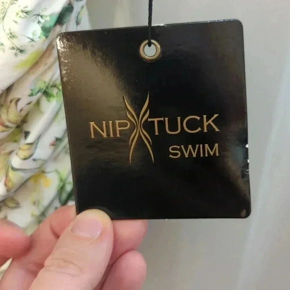 Nib tuck swim Joanne wattleweedo tummy control one piece - Picture 5 of 14